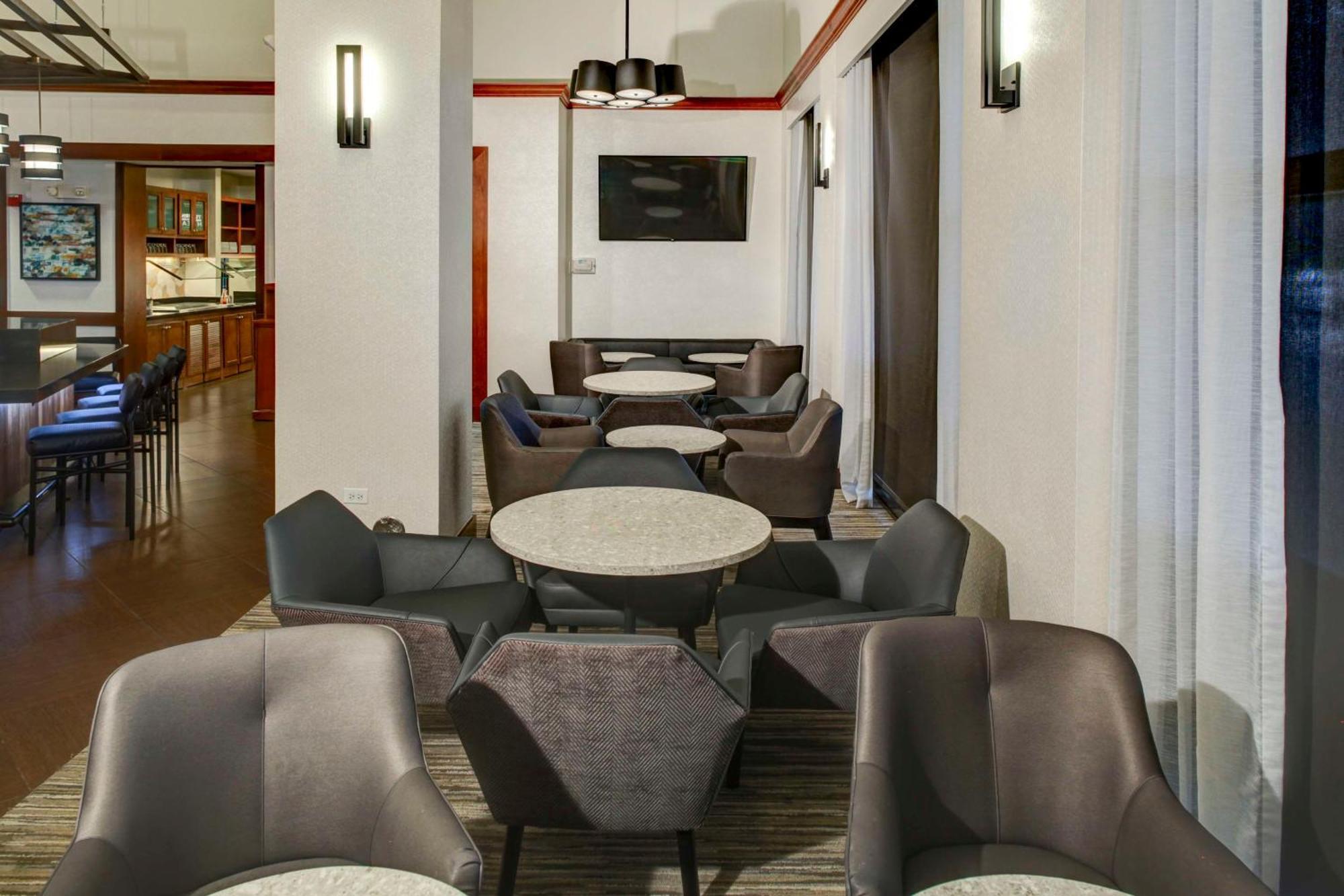 Hyatt Place Louisville-East Exterior foto